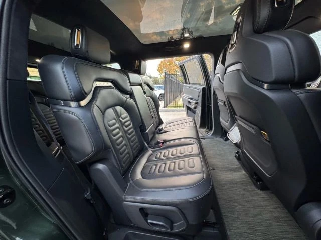 2023 Rivian R1S - Image 15 of 21