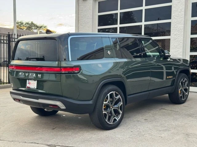 2023 Rivian R1S - Image 16 of 21