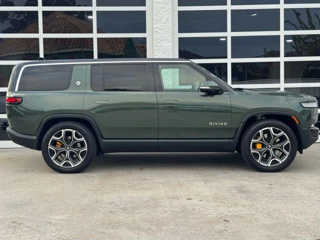 2023 Rivian R1S - Image 21 of 21