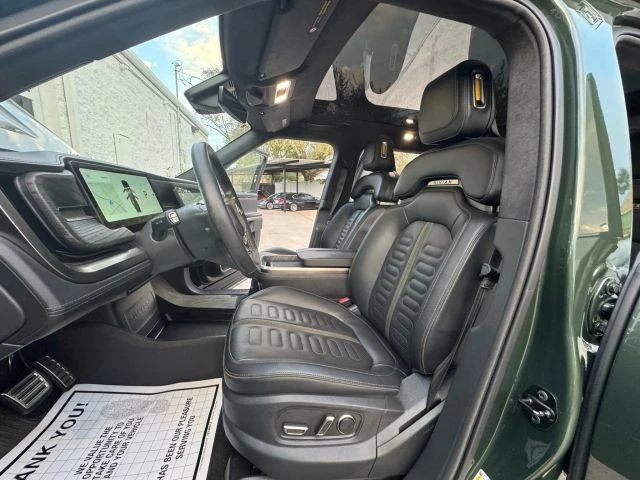2023 Rivian R1S - Image 9 of 21