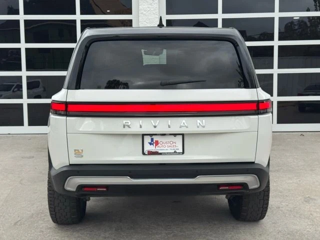 2023 Rivian R1S - Image 13 of 21