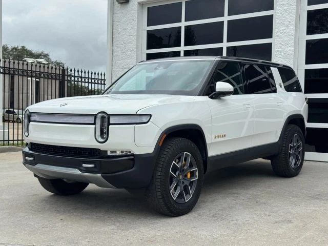 2023 Rivian R1S - Image 7 of 21