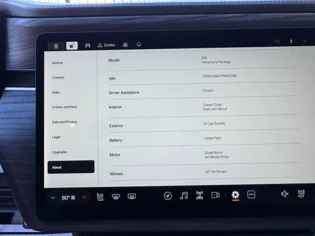 2023 Rivian R1S - Image 15 of 21