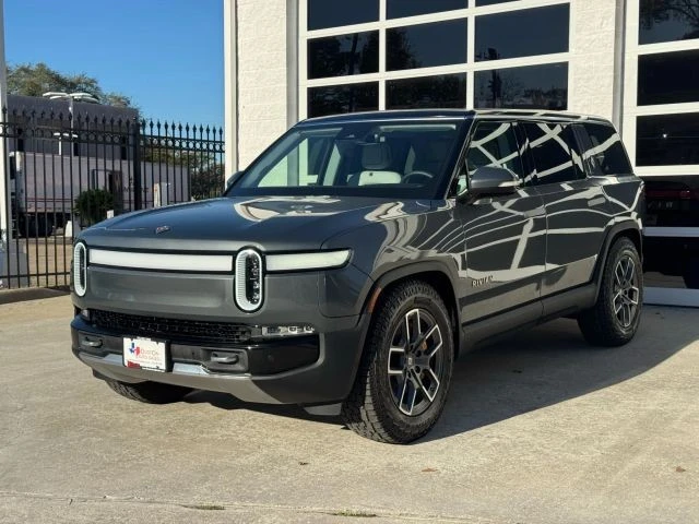 2023 Rivian R1S - Image 7 of 21