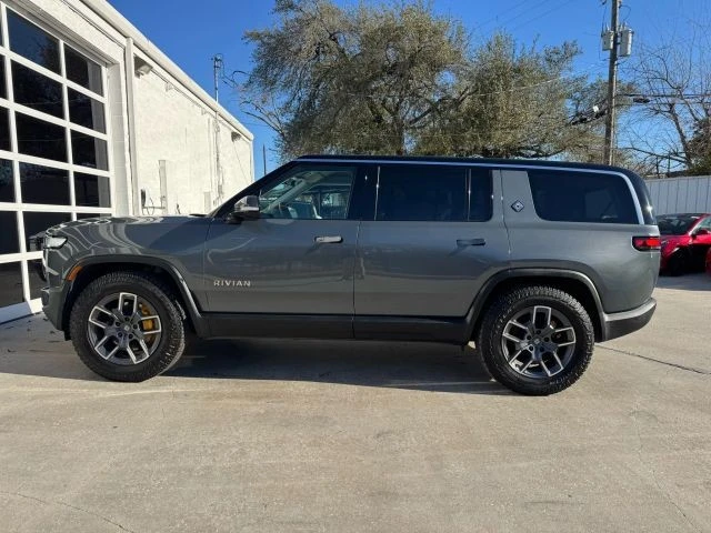 2023 Rivian R1S - Image 19 of 21
