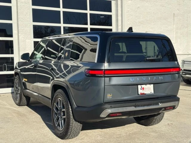 2023 Rivian R1S - Image 10 of 21