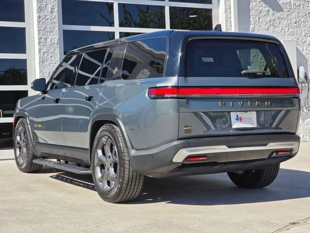 2023 Rivian R1S - Image 8 of 21