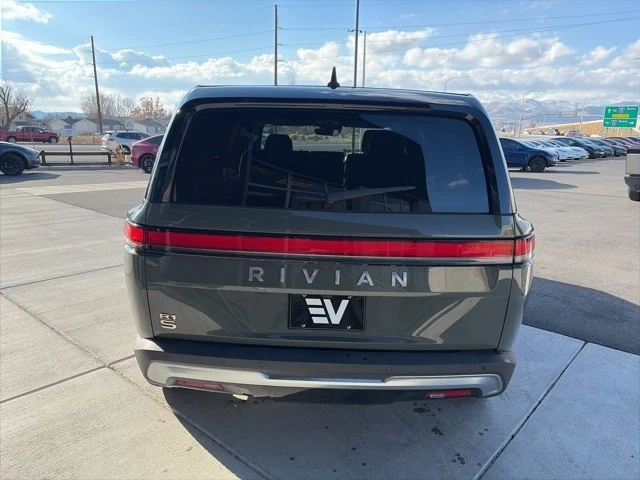 2023 Rivian R1S - Image 7 of 21