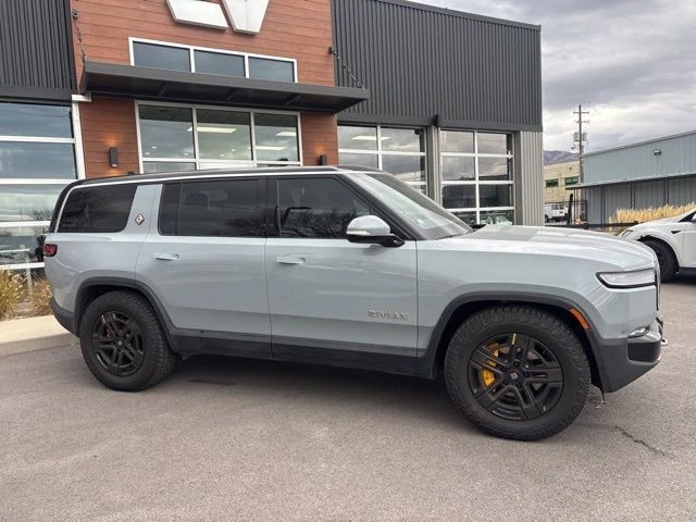 2023 Rivian R1S - Image 9 of 21