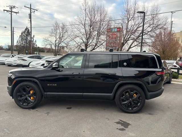 2023 Rivian R1S - Image 5 of 21