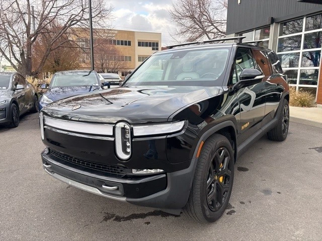 2023 Rivian R1S - Image 4 of 21