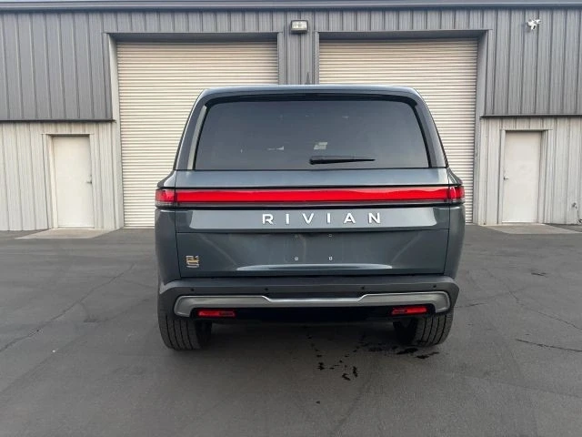 2023 Rivian R1S - Image 7 of 15