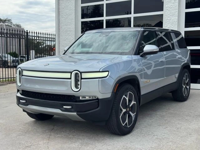 2023 Rivian R1S - Image 3 of 21