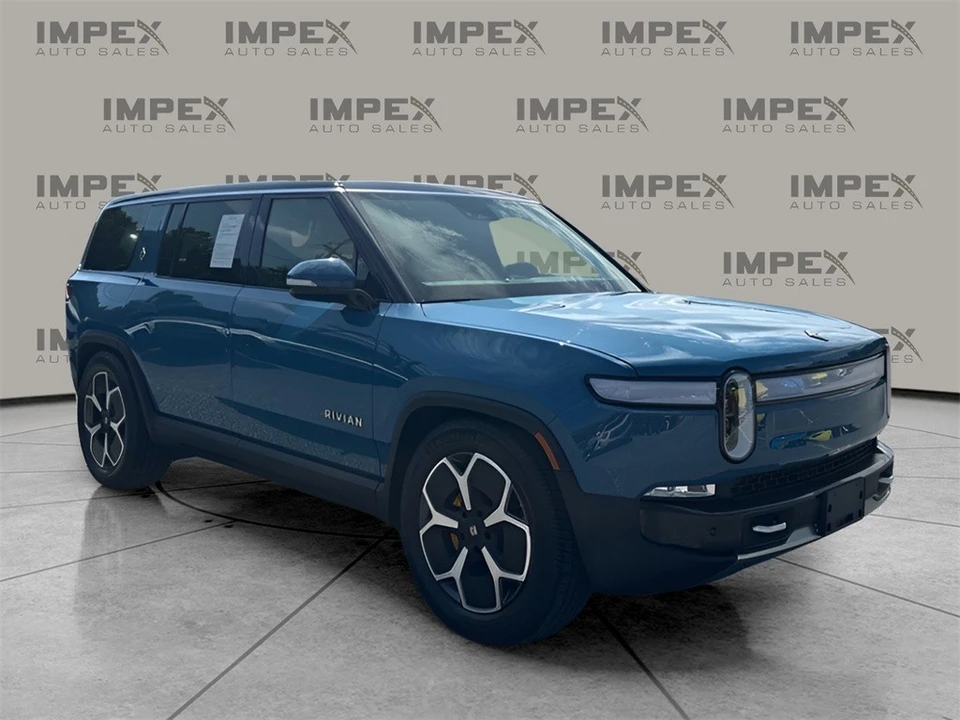 2023 Rivian R1S - Image 7 of 12
