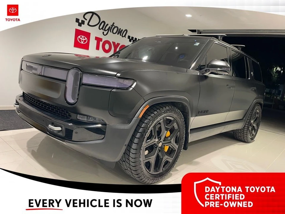 2023 Rivian R1S - Image 9 of 12