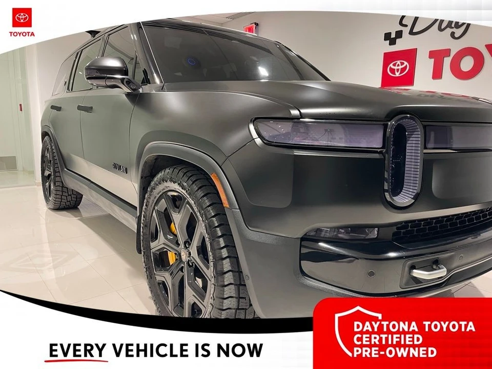 2023 Rivian R1S - Image 2 of 12