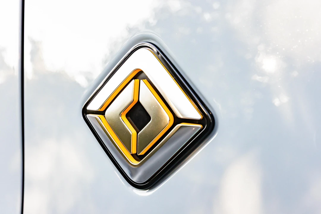 2023 Rivian R1S - Image 29 of 31