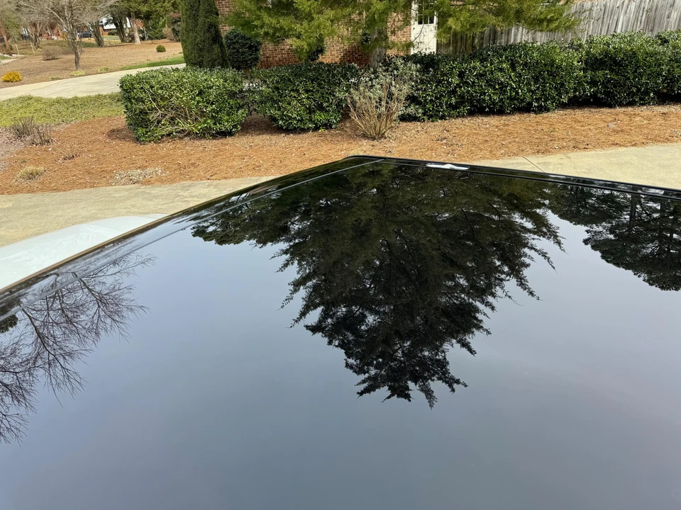 2023 Rivian R1S - Image 12 of 31