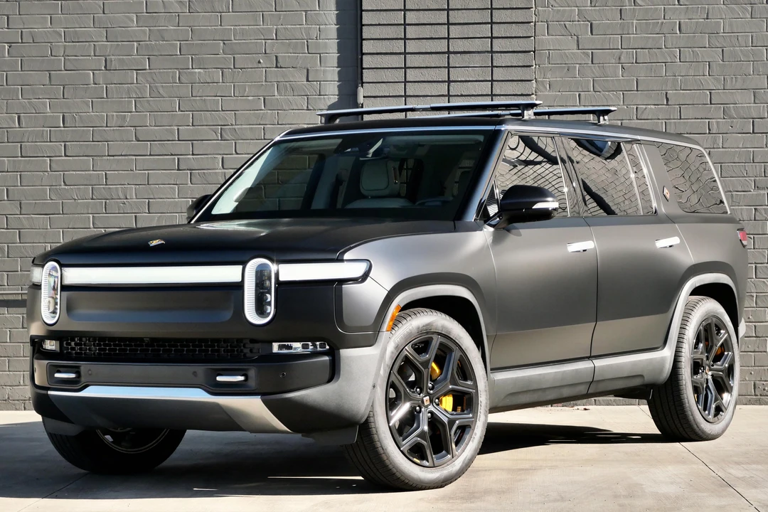 2023 Rivian R1S - Image 6 of 31
