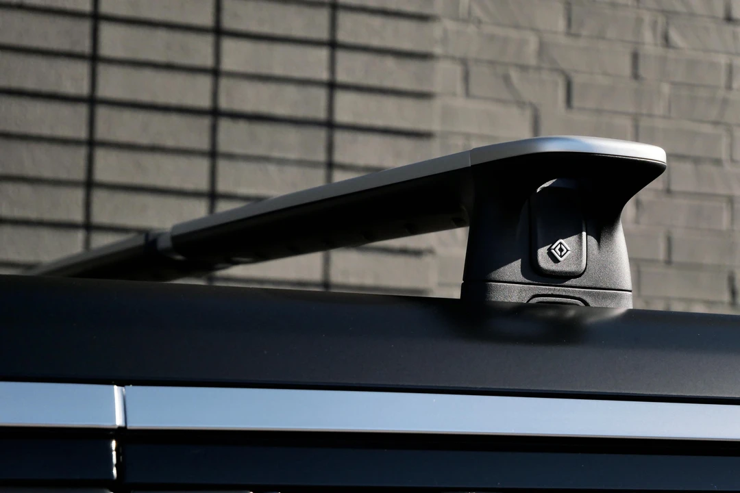 2023 Rivian R1S - Image 19 of 31