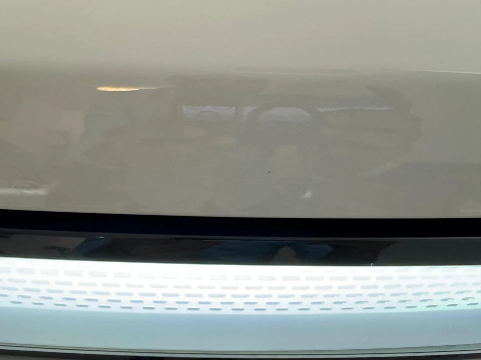 2023 Rivian R1S - Image 20 of 31