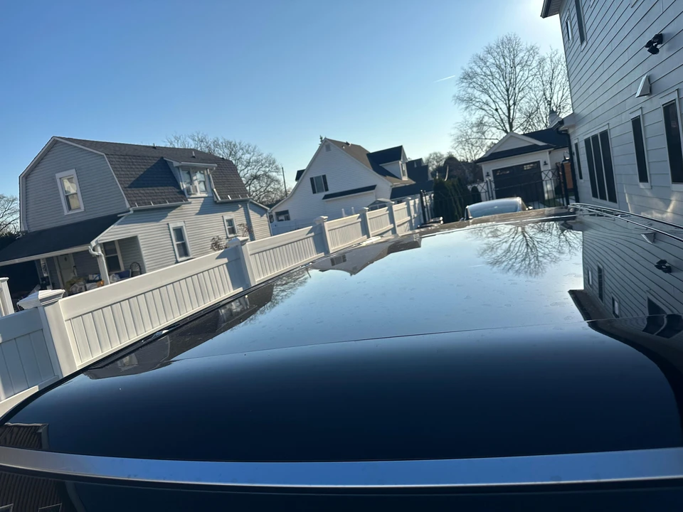 2023 Rivian R1S - Image 23 of 31