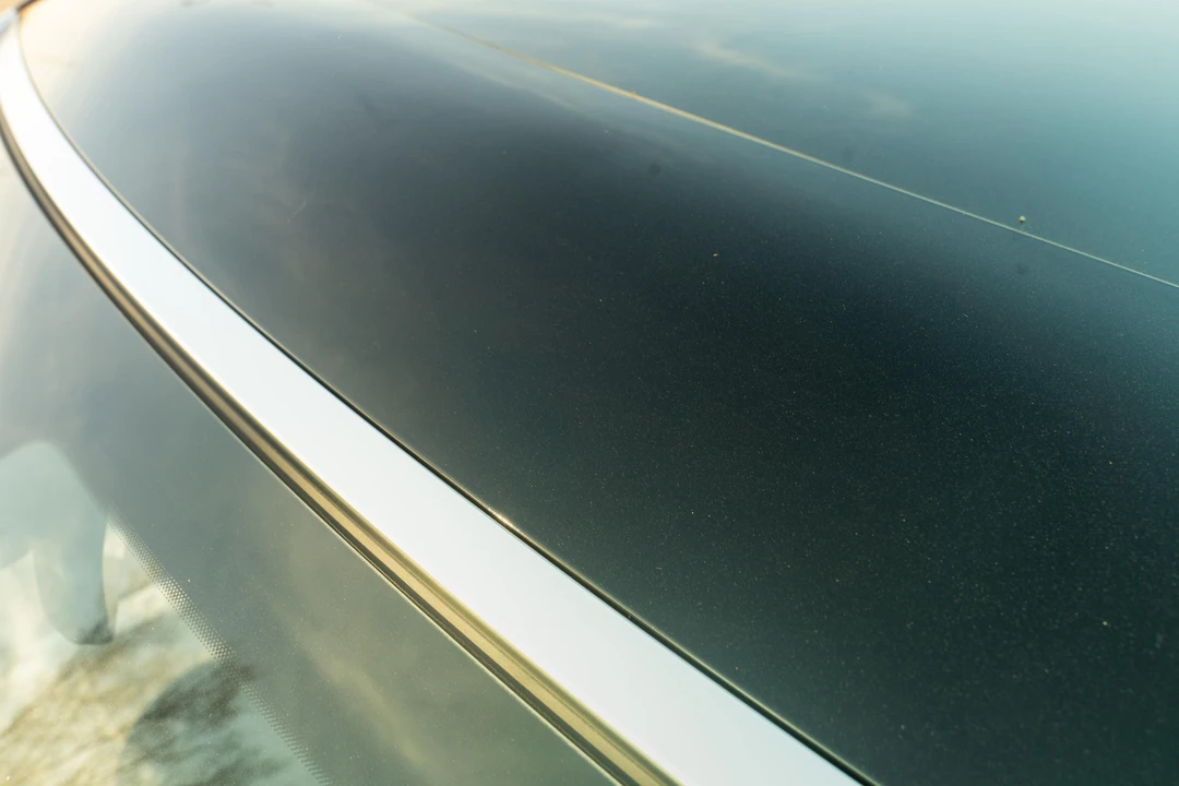 2023 Rivian R1S - Image 13 of 31