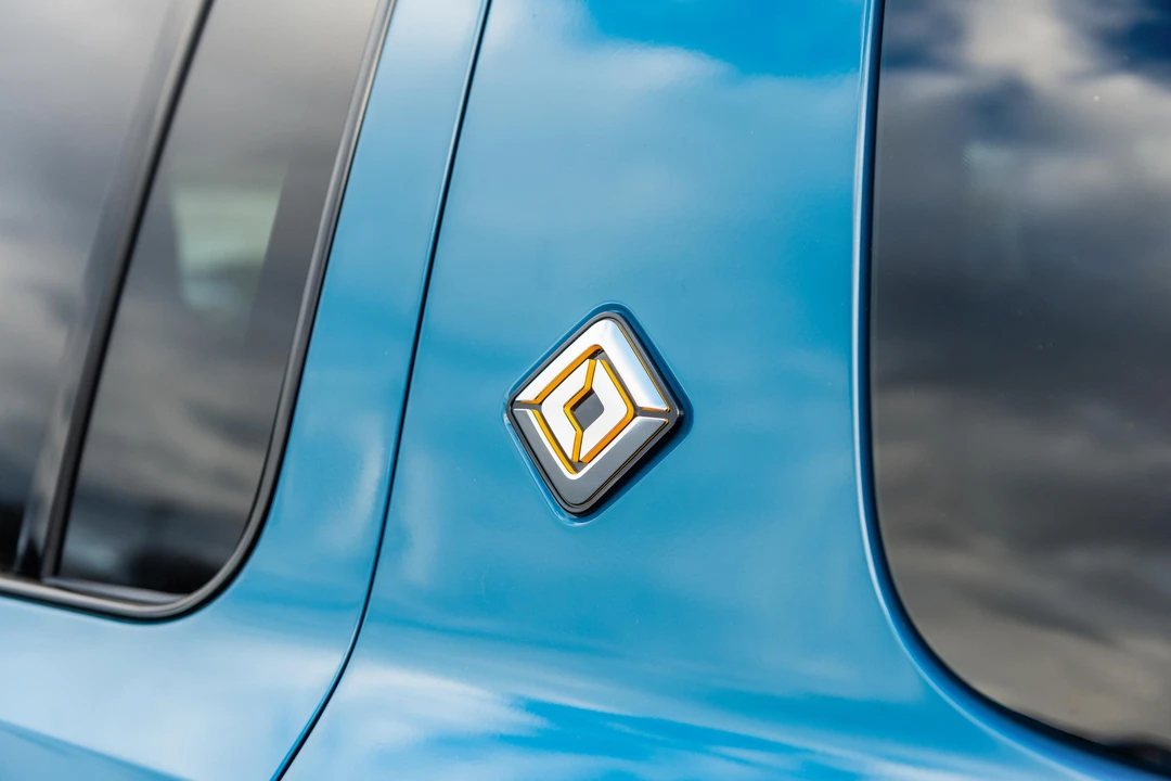 2023 Rivian R1S - Image 22 of 31