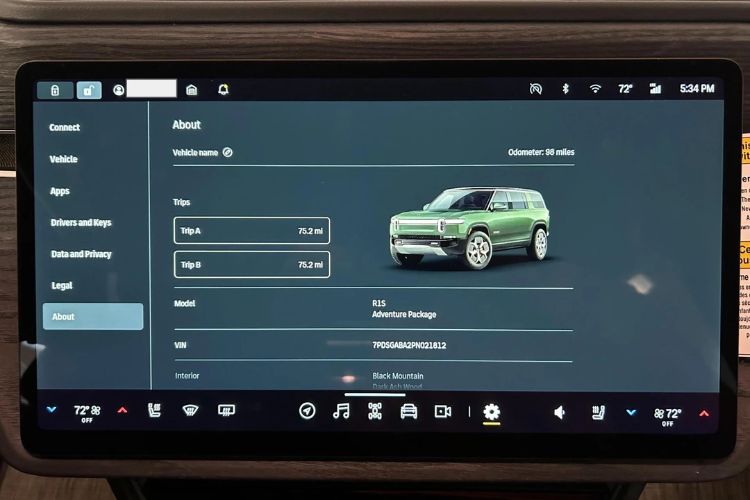 2023 Rivian R1S - Image 24 of 31