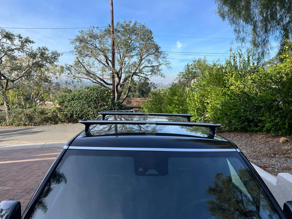 2023 Rivian R1S - Image 17 of 31