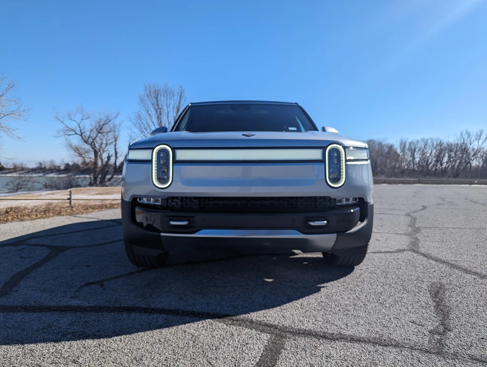2023 Rivian R1S - Image 6 of 31