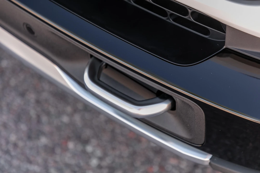 2023 Rivian R1S - Image 18 of 31