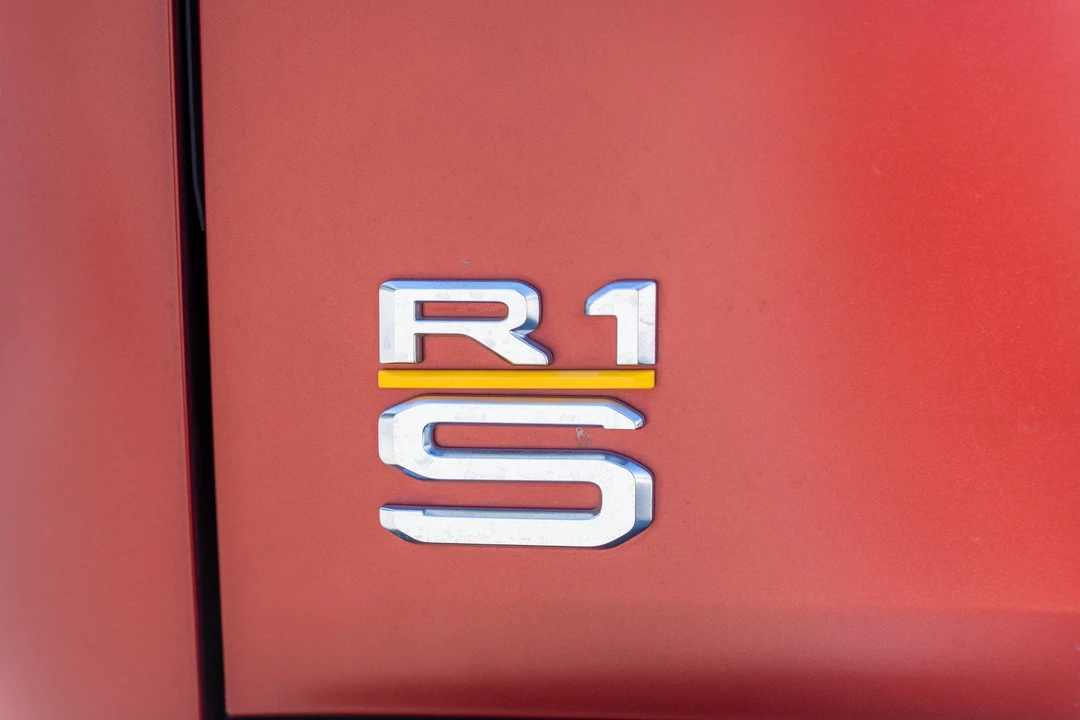 2023 Rivian R1S - Image 31 of 31