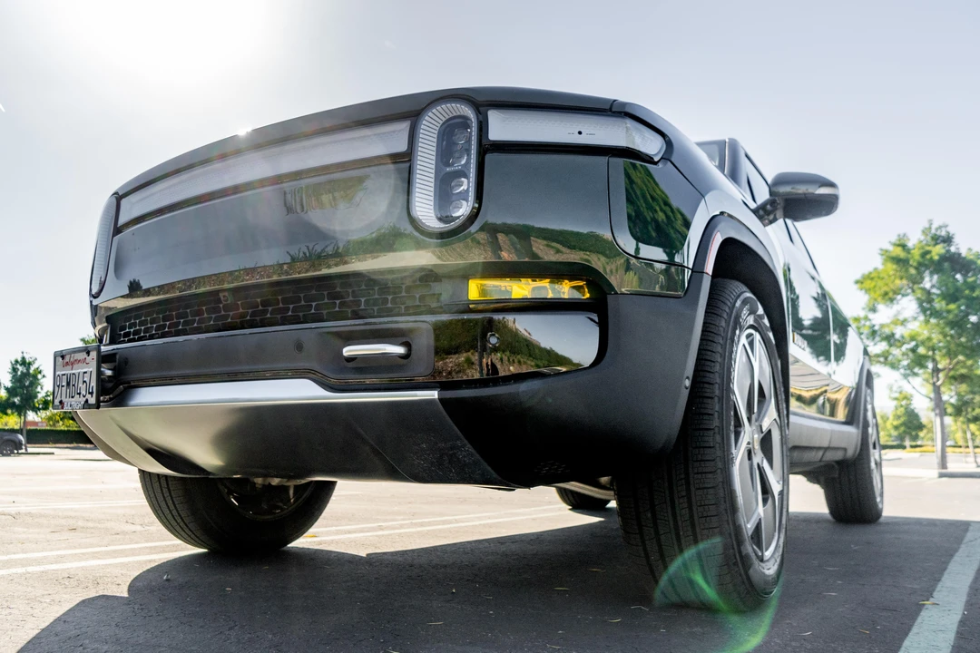 2023 Rivian R1S - Image 6 of 31