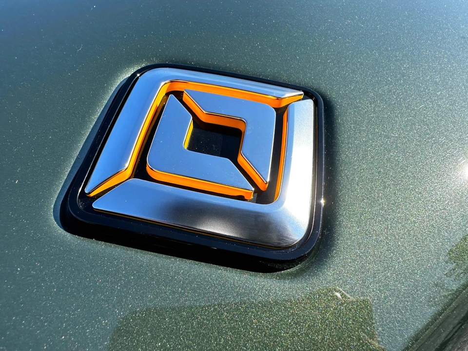 2023 Rivian R1S - Image 23 of 31