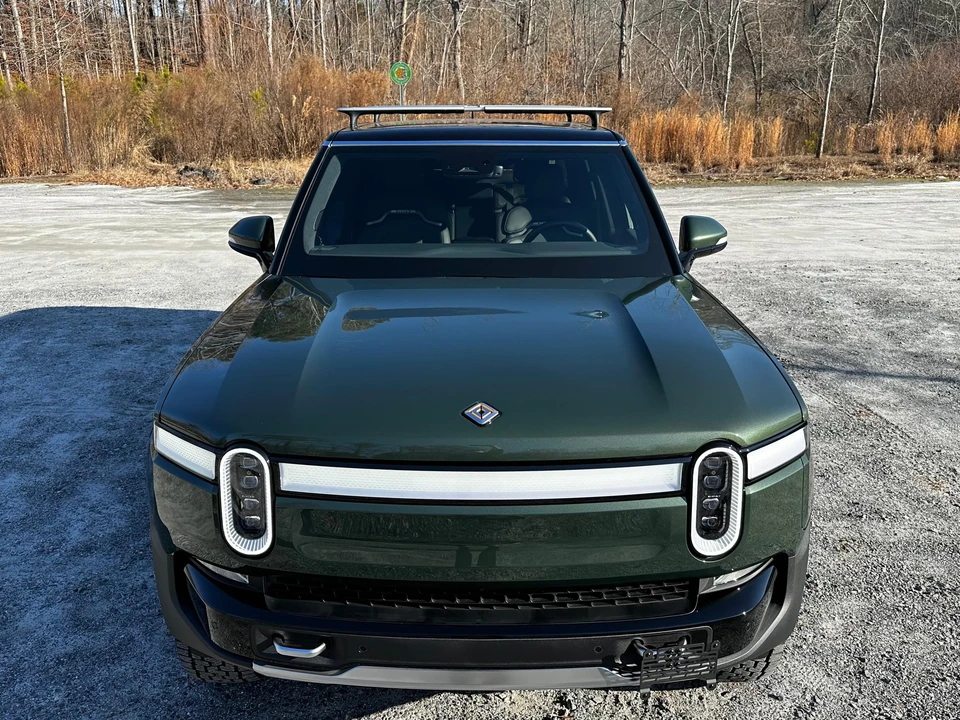 2023 Rivian R1S - Image 6 of 31
