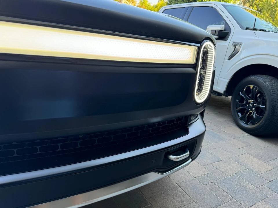 2023 Rivian R1S - Image 20 of 31