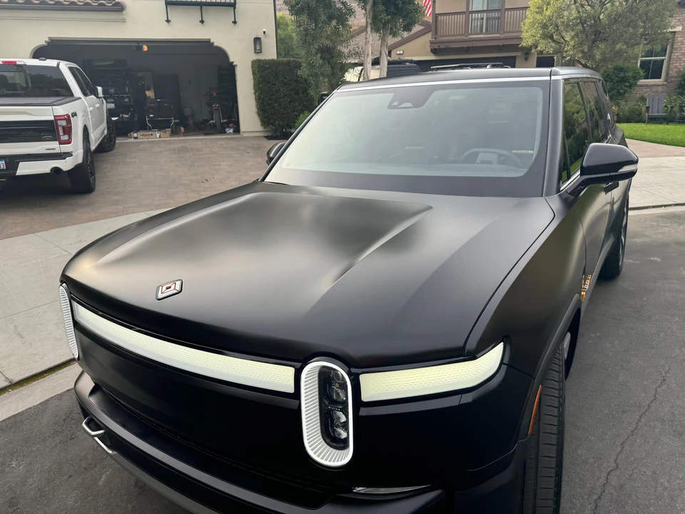 2023 Rivian R1S - Image 23 of 31