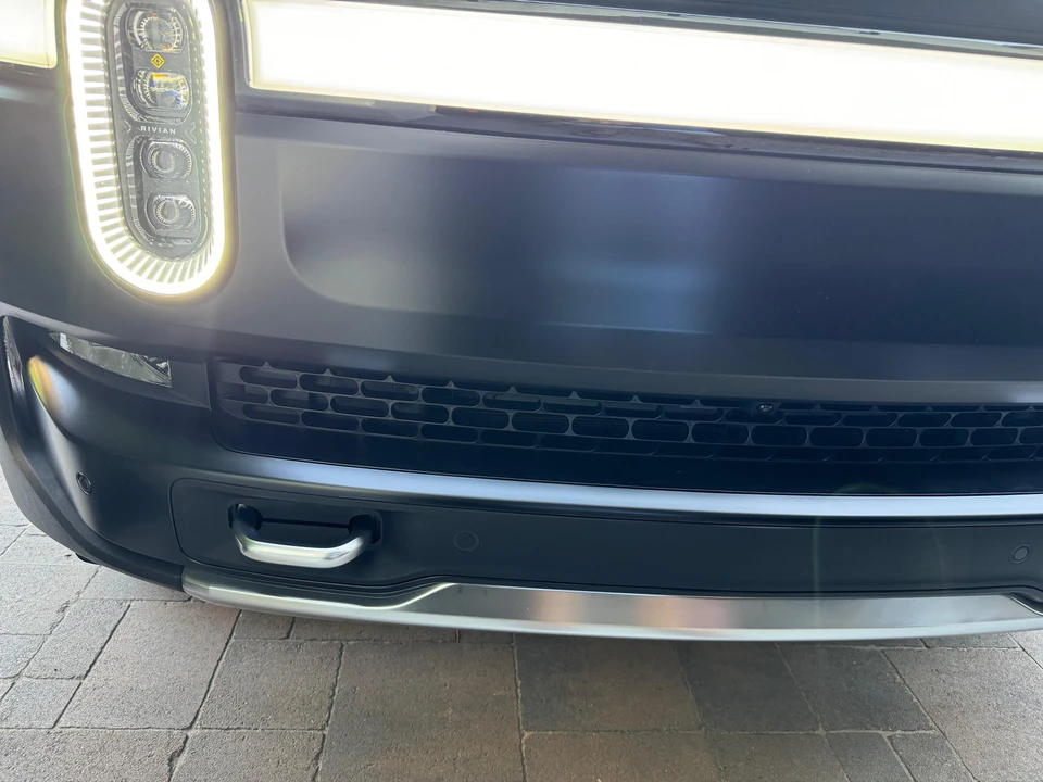2023 Rivian R1S - Image 19 of 31