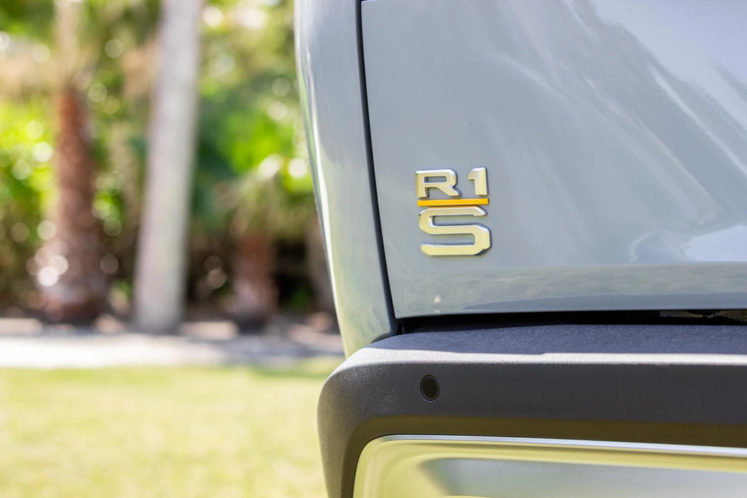 2023 Rivian R1S - Image 29 of 31