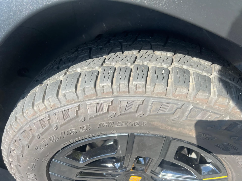 2023 Rivian R1S - Image 22 of 31
