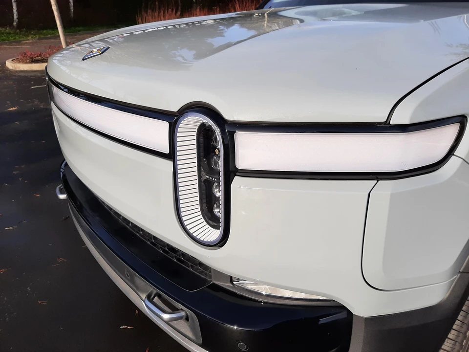 2023 Rivian R1S - Image 20 of 31