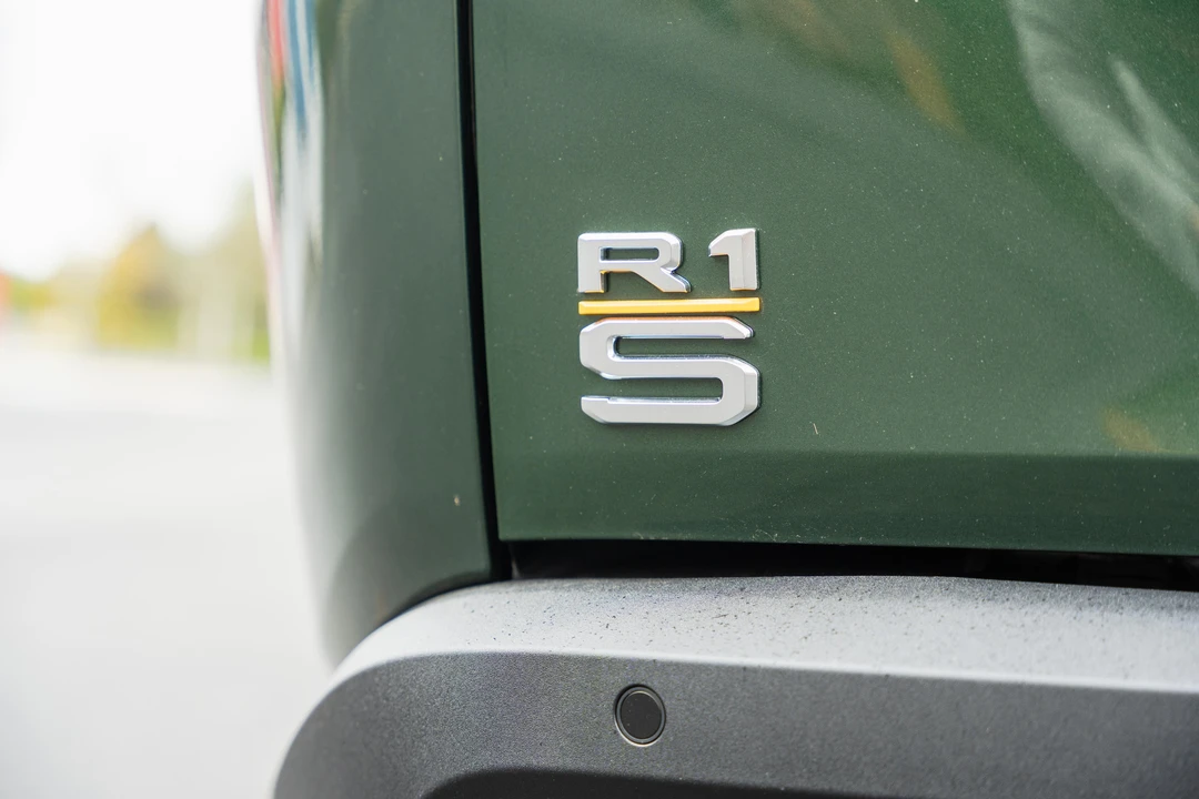 2023 Rivian R1S - Image 28 of 31