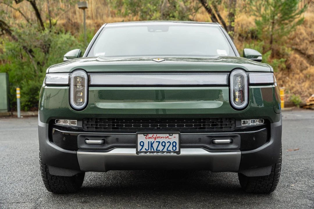 2023 Rivian R1S - Image 7 of 31