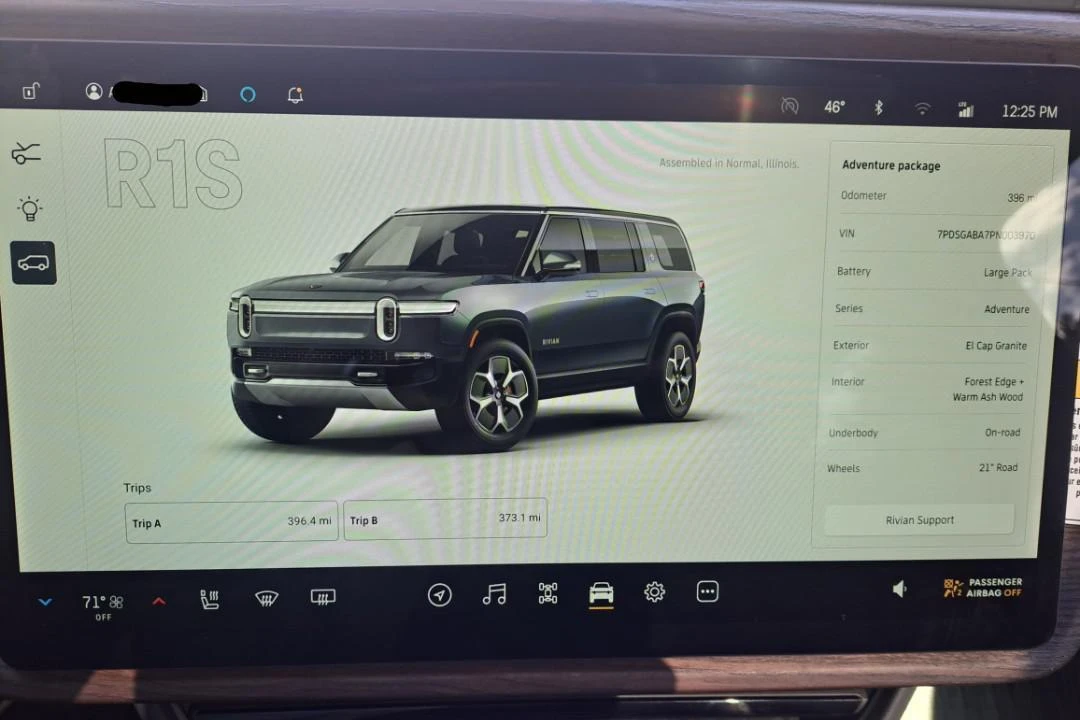 2023 Rivian R1S - Image 23 of 31