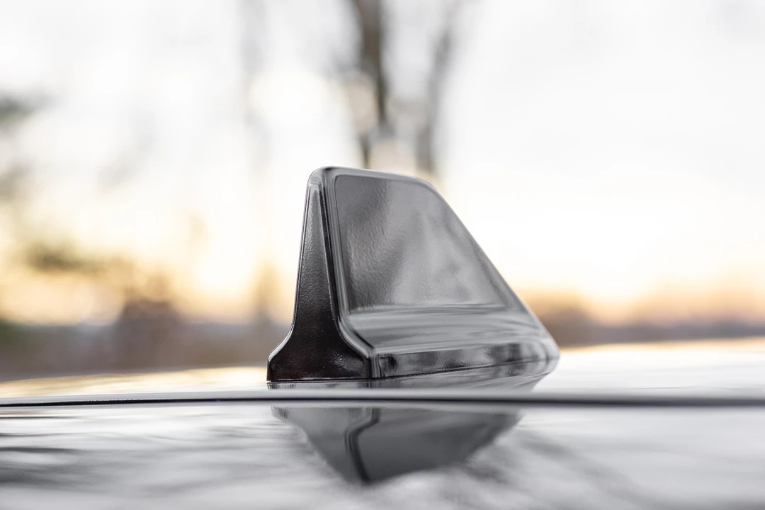 2023 Rivian R1S - Image 24 of 31