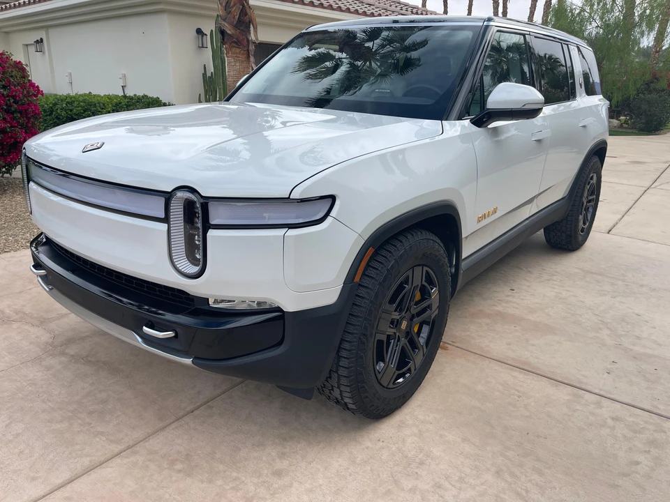 2023 Rivian R1S - Image 6 of 31