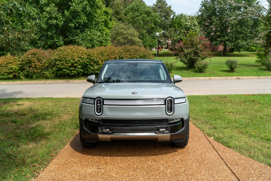 2023 Rivian R1S - Image 6 of 31