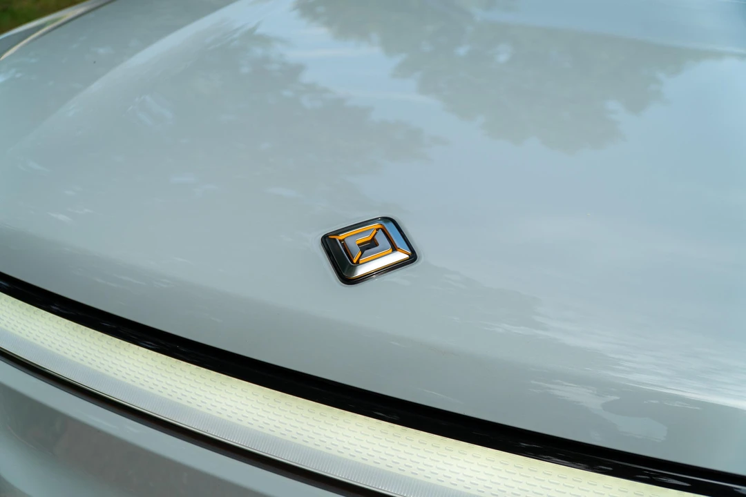 2023 Rivian R1S - Image 20 of 31