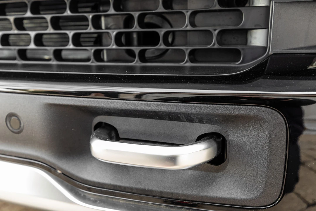 2023 Rivian R1S - Image 13 of 31